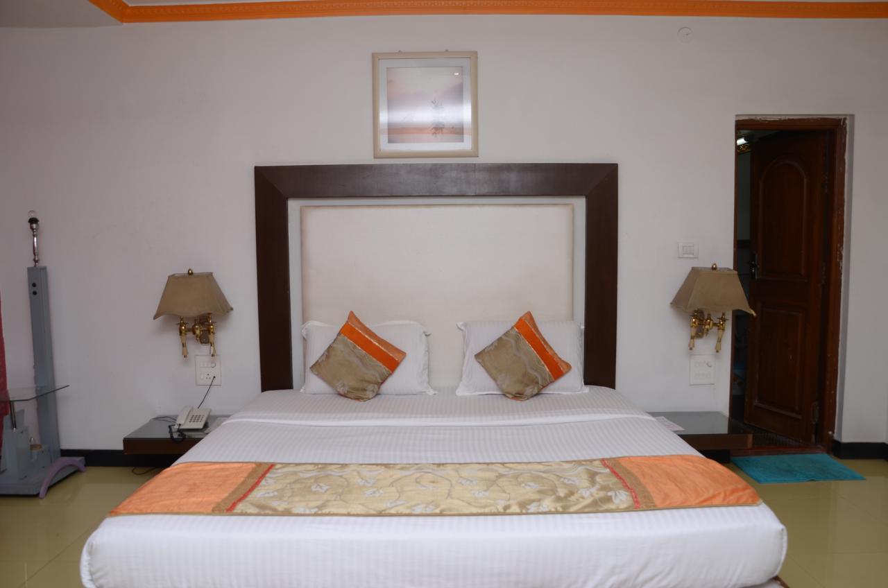 Hotel Rahul Deluxe Nagpur Eksteriør bilde